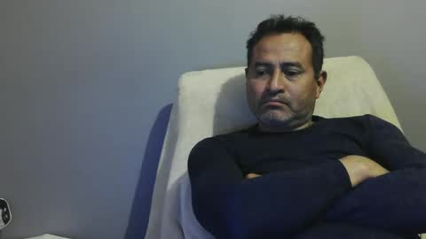 Snapshot of dantehot82 chatting on January 15, 11:51 pm dantehot82 online show from January 15, 11:51 pm