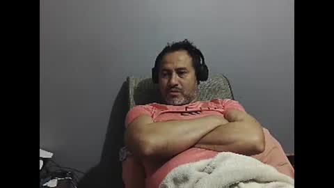 Snapshot of dantehot82 chatting on January 26, 7:42 am dantehot82 online show from January 26, 7:42 am