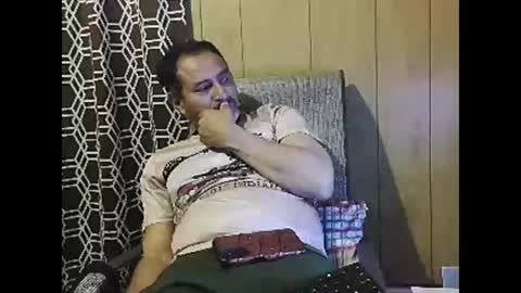 Snapshot of dantehot82 chatting on January 29, 4:05 am dantehot82 online show from January 29, 4:05 am