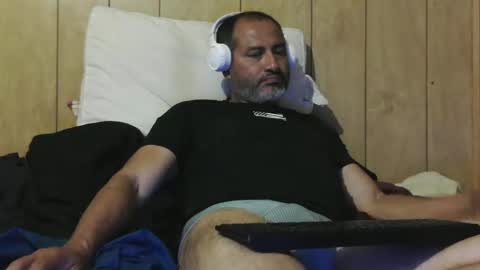 Snapshot of dantehot82 chatting on October 23, 12:10 am dantehot82 online show from October 23, 12:10 am