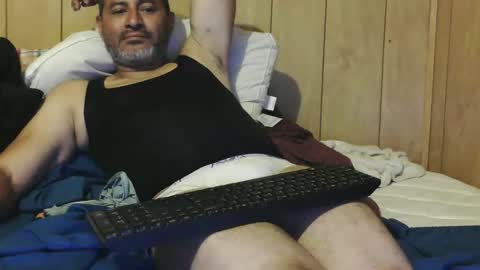 Snapshot of dantehot82 chatting on October 24, 12:30 am dantehot82 online show from October 24, 12:30 am