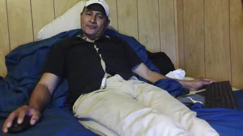 dantehot82 online show from November 10, 2:21 am