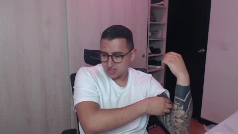 dantevesper online show from April 2, 1:25 am