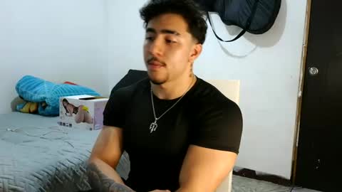 Dante Vicius online show from November 3, 12:35 am