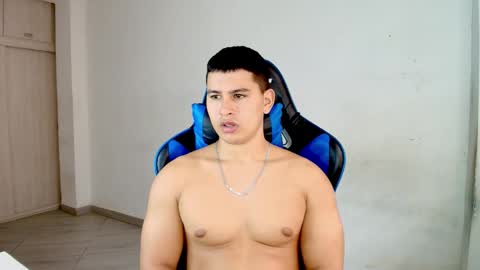 Dantraxx online show from February 24, 5:22 pm