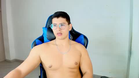 Dantraxx online show from March 6, 8:27 pm