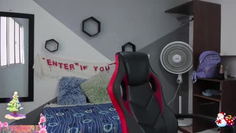 Dany Rivera online show from December 17, 12:00 pm