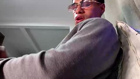 Snapshot of danyel_bigcock chatting on March 21, 5:01 am DANYELL online show from March 21, 5:01 am