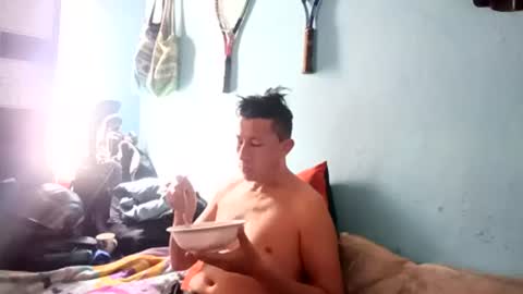 Snapshot of danymasterlo chatting on June 11, 7:01 pm danymasterlo online show from June 11, 7:01 pm