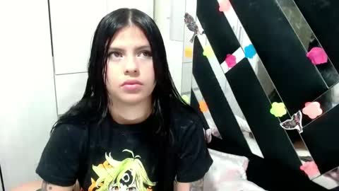 Snapshot of daphne877046 chatting on October 20, 9:48 pm daphne877046 online show from October 20, 9:48 pm
