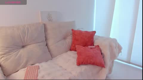 Antonella Mora online show from February 25, 1:06 pm