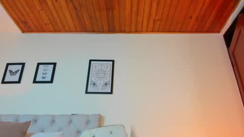 Antonella Mora online show from September 17, 5:25 pm