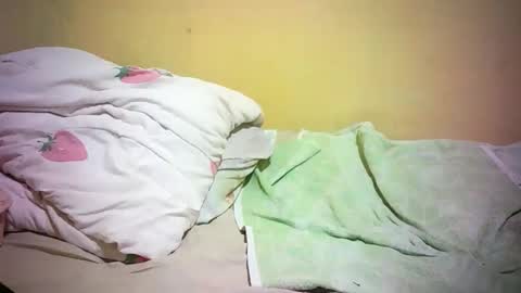 daphne online show from April 19, 8:33 pm