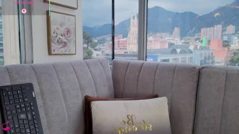 daphne_chers online show from April 21, 8:34 pm