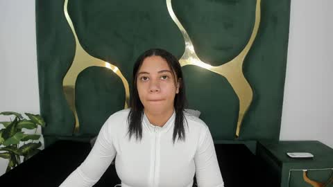daphne_culeht online show from May 13, 8:49 pm