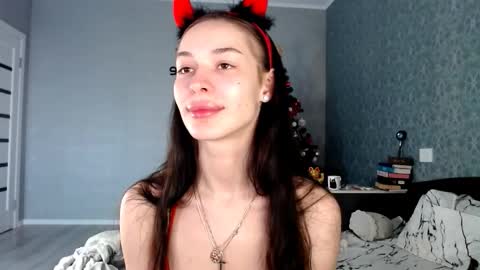 Daphne Darkthorn online show from January 11, 6:13 pm