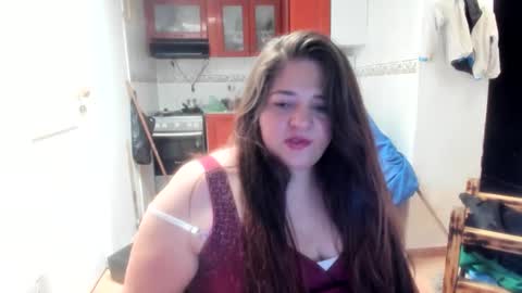 Snapshot of daphnegirlsexxy chatting on June 10, 4:50 pm daphnegirlsexxy online show from June 10, 4:50 pm