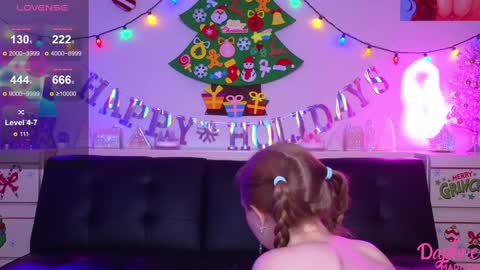 Snapshot of daphnemadison chatting on January 10, 11:50 pm Daphne Madison online show from January 10, 11:50 pm