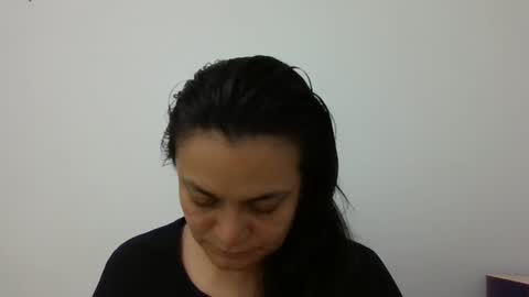 Snapshot of dapnne24 chatting on January 13, 2:21 pm dapnne online show from January 13, 2:21 pm