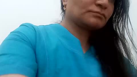 Snapshot of dapnne24 chatting on January 22, 4:33 pm dapnne online show from January 22, 4:33 pm