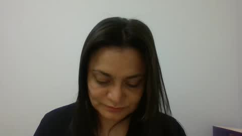 Snapshot of dapnne24 chatting on February 14, 1:40 pm dapnne online show from February 14, 1:40 pm