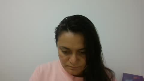 Snapshot of dapnne24 chatting on March 4, 8:27 pm dapnne online show from March 4, 8:27 pm