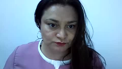 dapnne online show from November 11, 8:09 pm