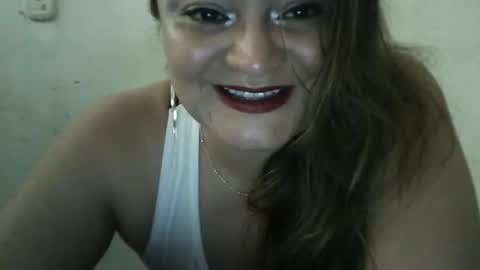 Snapshot of dapnne24 chatting on May 20, 2:56 pm dapnne online show from May 20, 2:56 pm