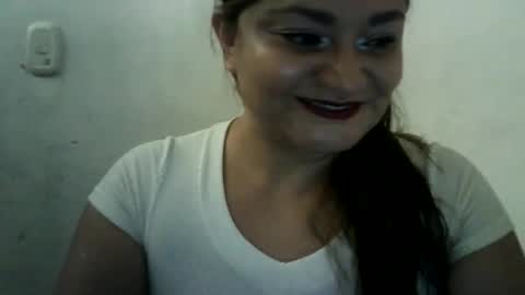 Snapshot of dapnne24 chatting on May 26, 3:19 pm dapnne online show from May 26, 3:19 pm