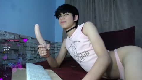 MAX online show from October 17, 3:53 am