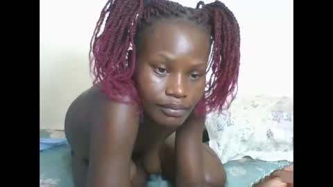 ESTHER online show from February 20, 8:28 am