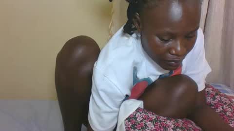 ESTHER online show from September 11, 6:19 pm