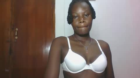 ESTHER online show from October 26, 5:41 pm