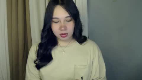 Snapshot of darcy_world chatting on February 8, 10:29 pm DARCY online show from February 8, 10:29 pm