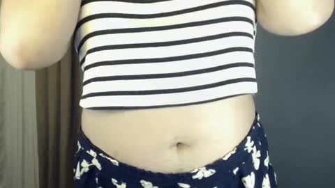 Snapshot of darcy_world chatting on February 9, 1:33 am DARCY online show from February 9, 1:33 am