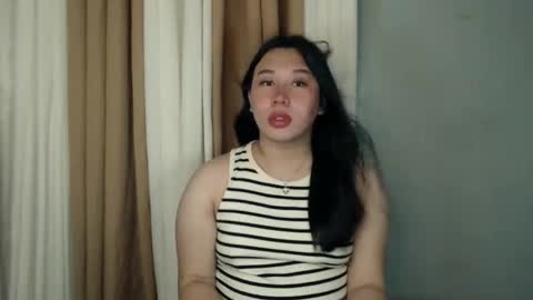 Snapshot of darcy_world chatting on February 9, 4:36 am DARCY online show from February 9, 4:36 am