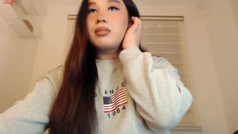 Snapshot of darcy_world chatting on July 21, 5:37 pm DARCY online show from July 21, 5:37 pm