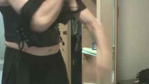 dare2do1 online show from March 27, 8:08 pm