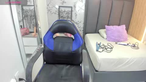        online show from November 27, 12:07 pm