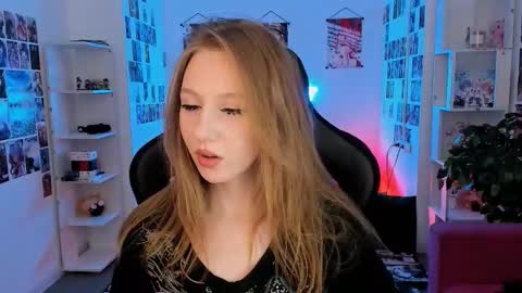 Daria Tate online show from February 25, 12:04 pm