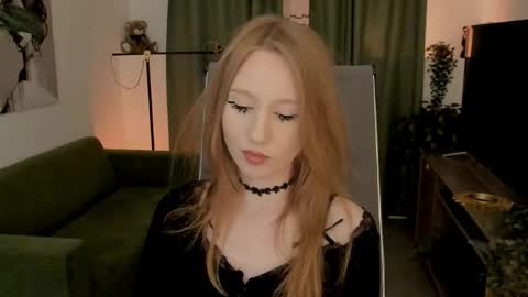 Daria Tate online show from May 22, 12:00 pm