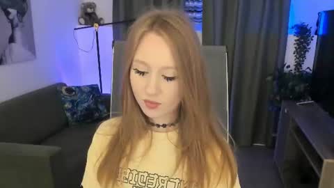Snapshot of dariatate chatting on July 9, 3:38 pm Daria Tate online show from July 9, 3:38 pm
