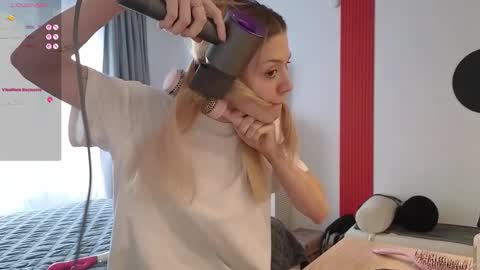 darilboom online show from December 4, 9:40 am