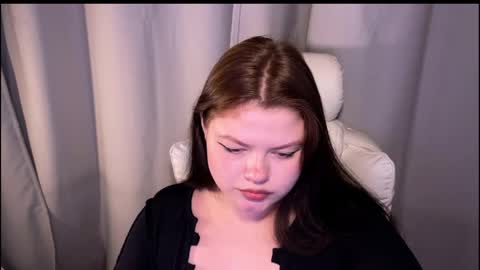 darina_wilsons online show from April 23, 6:54 pm