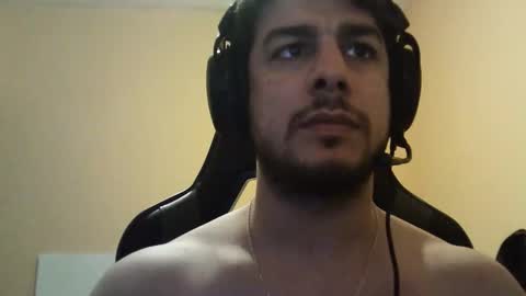 Snapshot of dario12rodriguez chatting on October 13, 4:23 am dario12rodriguez online show from October 13, 4:23 am