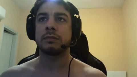 Snapshot of dario12rodriguez chatting on October 16, 11:50 pm dario12rodriguez online show from October 16, 11:50 pm