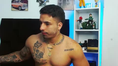 Darius Phoenix  online show from December 22, 11:22 am