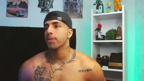 Darius Phoenix  online show from January 27, 12:01 am