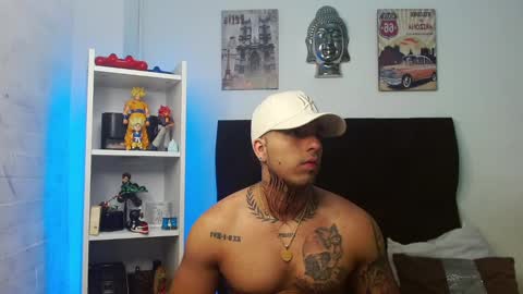 Darius Phoenix  online show from March 7, 10:02 am