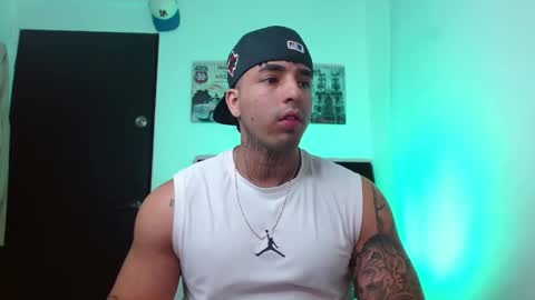 Darius Phoenix  online show from September 17, 9:27 pm